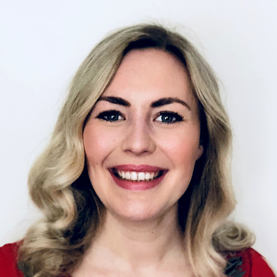 Julia Pfleger – Amber von Tussle